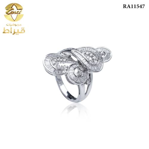خاتم  ذهب ابيض مع الماس عيار 18