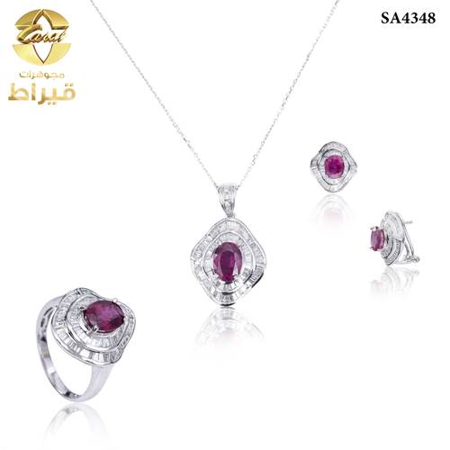   نصف طقم ذهب ابيض مع الماس عيار 18