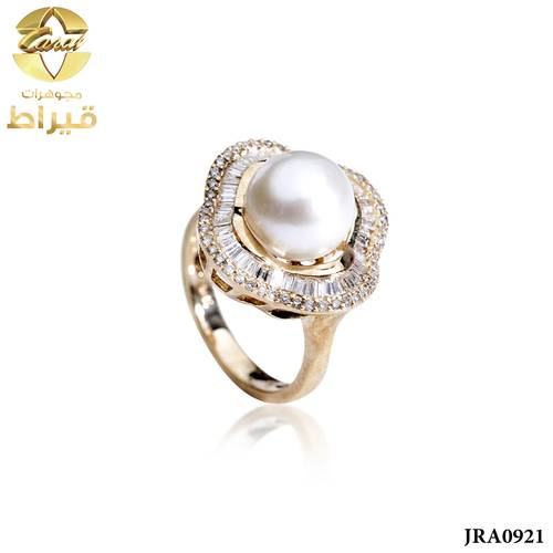 خاتم ذهب مع الماس و لولو عيار 18