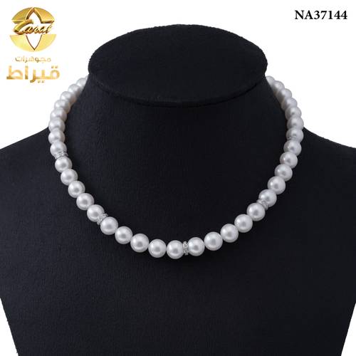 عقد لؤلؤ زراعي مع الماس و ذهب ابيض عيار 18
