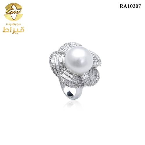 خاتم ذهب ابيض مع الماس و لولو عيار 18