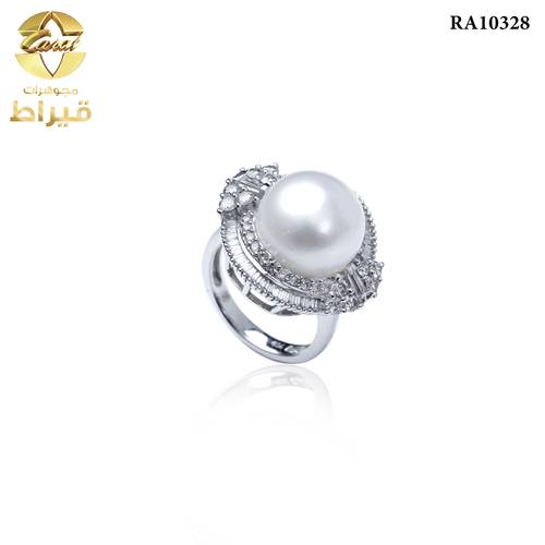 خاتم ذهب ابيض مع الماس و لولو عيار 18