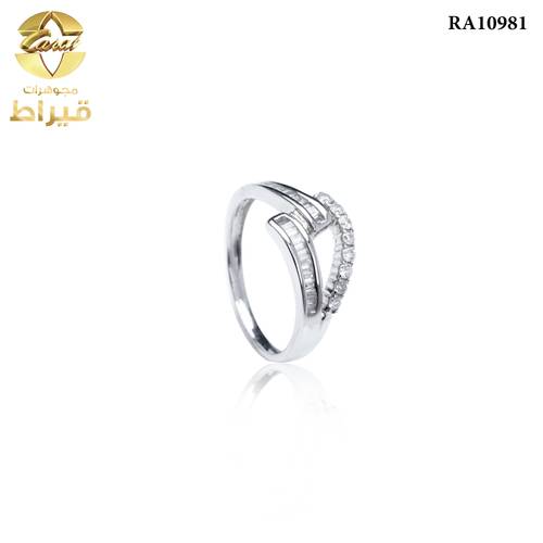 خاتم  ذهب ابيض مع الماس عيار 18
