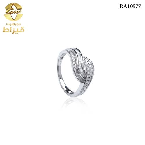 خاتم  ذهب ابيض مع الماس عيار 18