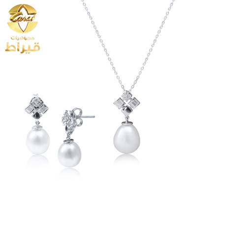 عقد و حلق الماس و ذهب عيار 18