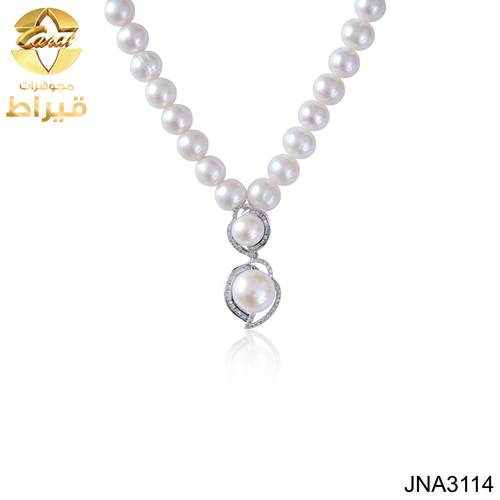 مجوهرات ، ذهب ، عقد لؤلؤ زراعي مع ألماس و ذهب أبيض عيار 18