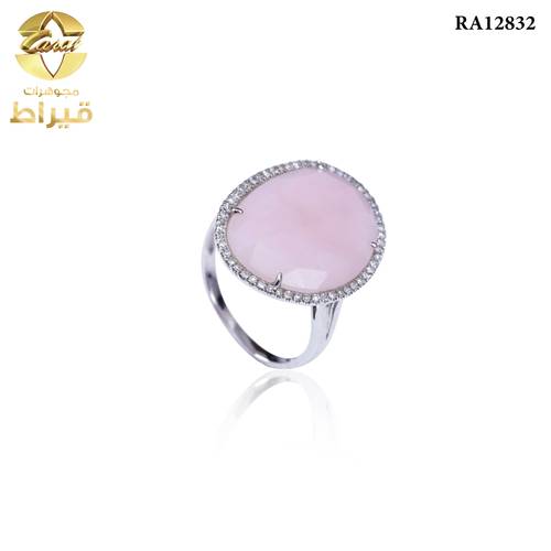 WOMEN'S 18K WHITE GOLD DIAMOND RING WITH OPAL