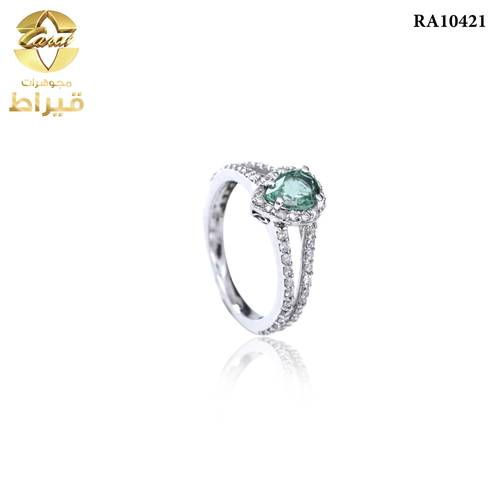 WOMEN'S 18K WHITE GOLD DIAMOND RING WITH EMERALD