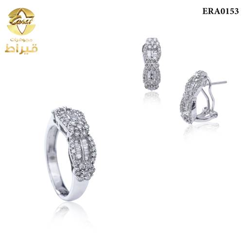 WOMEN'S 18K WHITE GOLD RING AND EARRING WITH DIAMONDS