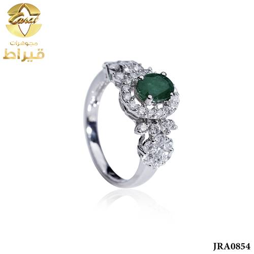 WOMEN'S 18K WHITE GOLD DIAMOND RING WITH EMERALD