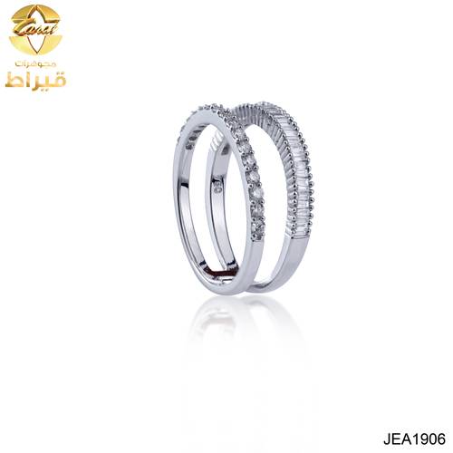 WOMEN'S 18K WHITE GOLD RING WITH DIAMONDS