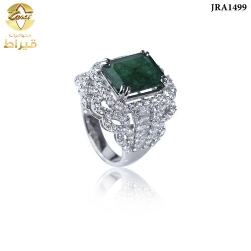 WOMEN'S 18K WHITE GOLD DIAMOND RING WITH EMERALD