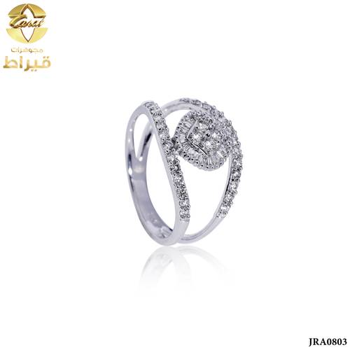 WOMEN'S 18K WHITE GOLD RING WITH DIAMONDS