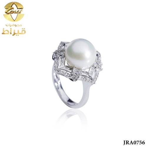 خاتم ذهب ابيض مع الماس و لولو عيار 18