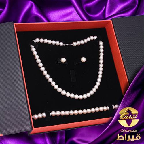 نصف طقم لؤلؤ زراعي مع ذهب ابيض عيار 18