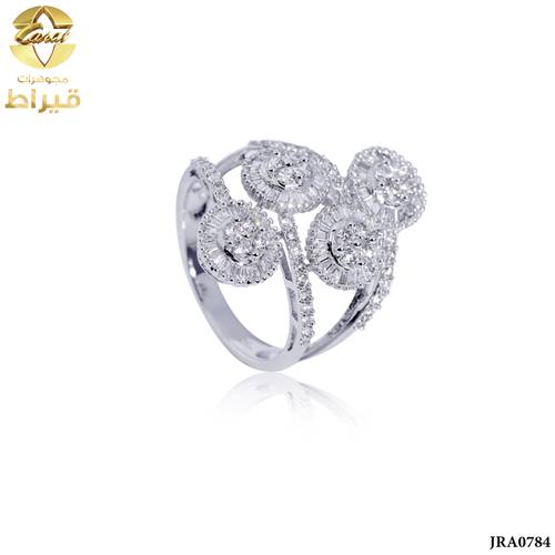 خاتم  ذهب ابيض مع الماس عيار 18