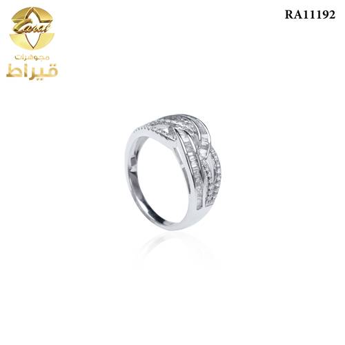 WOMEN'S 18K WHITE GOLD RING WITH DIAMONDS