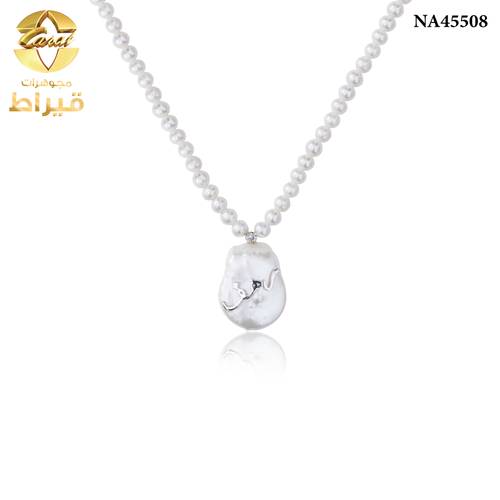 عقد لؤلؤ زراعي مع الماس و ذهب عيار 18