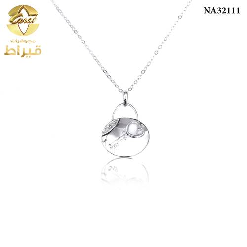 عقد ذهب مع الماس عيار 18