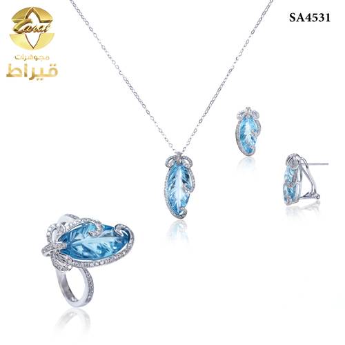  نصف طقم ذهب ابيض مع الماس عيار 18