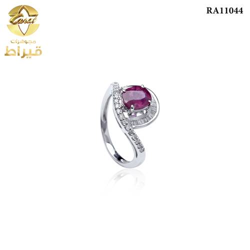 خاتم ذهب ابيض مع الماس و ياقوت عيار 18