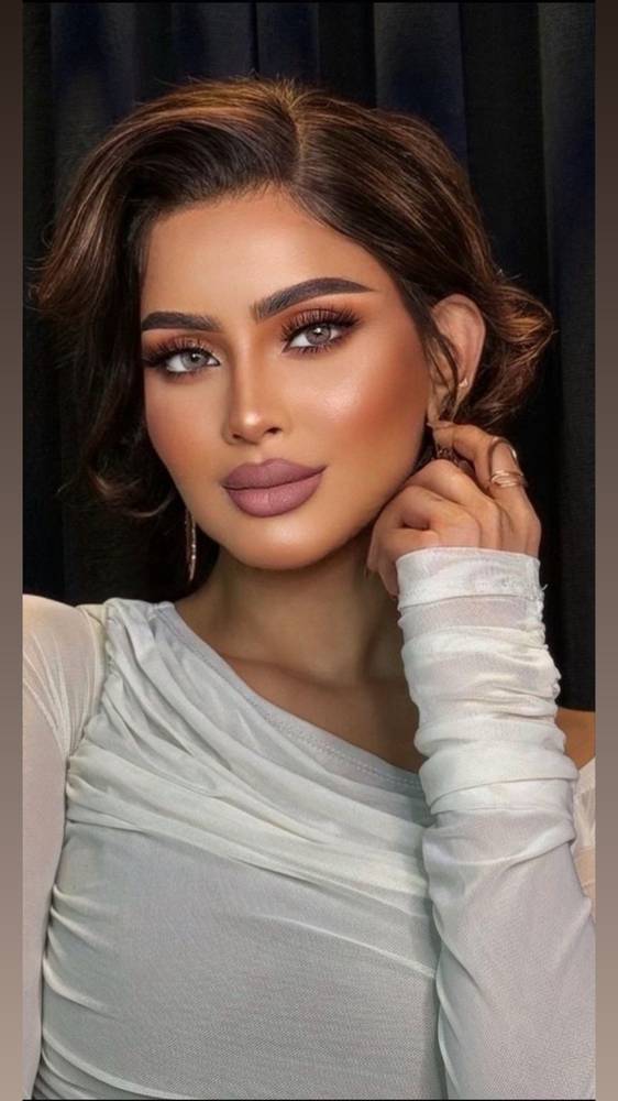 قصه 6 انش ويفي جذور اماميه دانتيل 13x4 كثافه 180 
