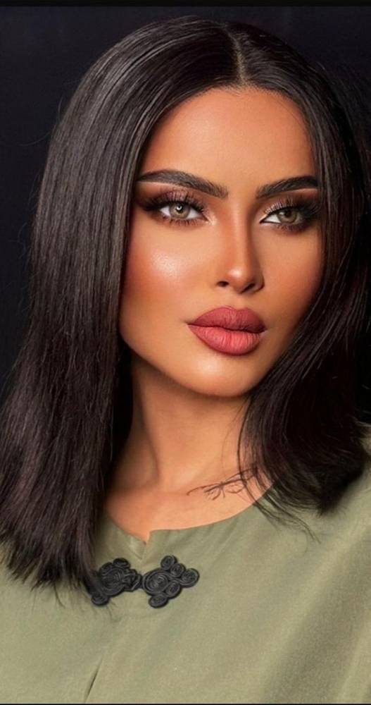 12 انش استريت كثافه 150 بفرقه ثابته دانتيل من الاذن للاذن 