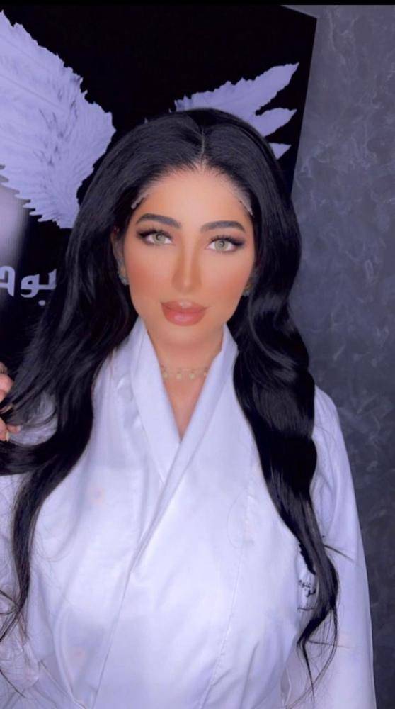 ٢٦ انش ويفي كثافه ١٥٠ دانتيل 3D( 4x4)