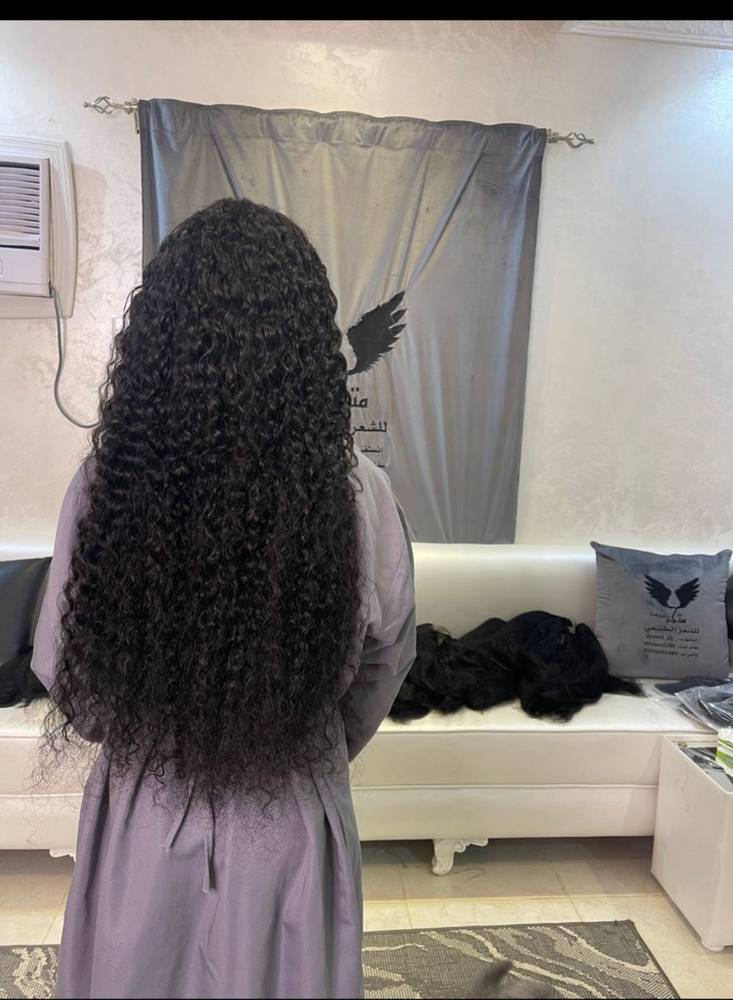 باروكة شعر طبيعي في الرياض 36 انش كيرلي جذور اماميه دانتيل 13x4 كثافه 200