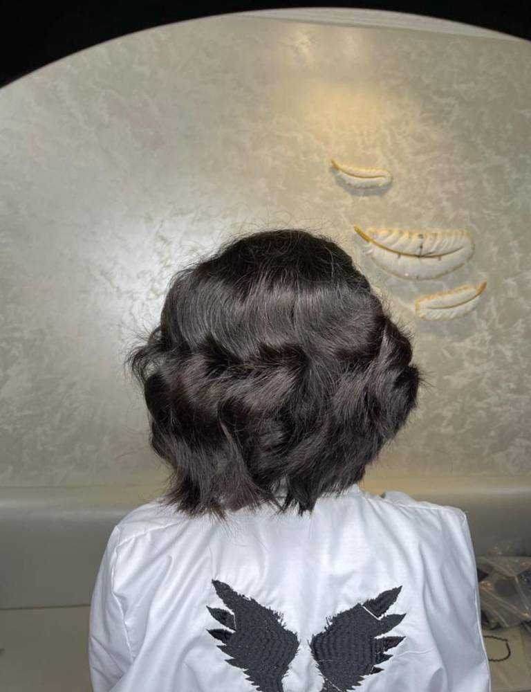 ويفي شعر قصير مع غره  10 انش  13x4 كثافه 150