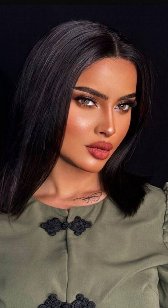 12 انش استريت كثافه 150 بفرقه ثابته دانتيل من الاذن للاذن 