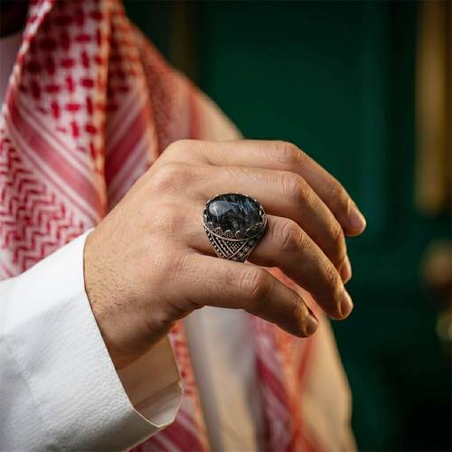 خاتم فضة رجالي تراثي عقيق يماني - شهب الليل - عيار 925