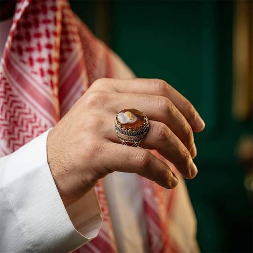 خاتم فضة رجالي عقيق يماني طبيعي - تراث النخبة - عيار 925