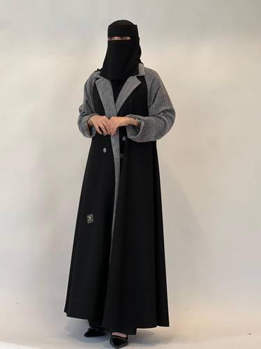 عبايه كتان مع كم وياقه صوف دبل كلوش