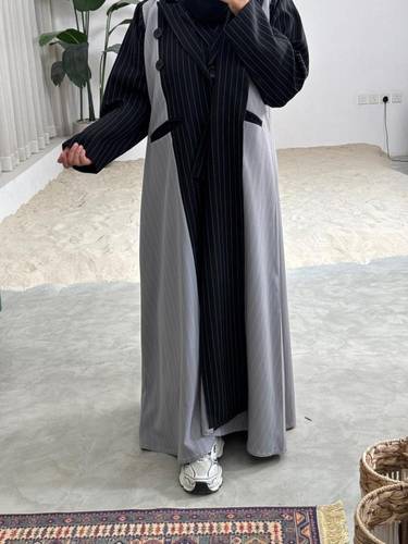 طقم سفر كريب كتان مقلم رسمي بجيوب امامي ثلا قطع