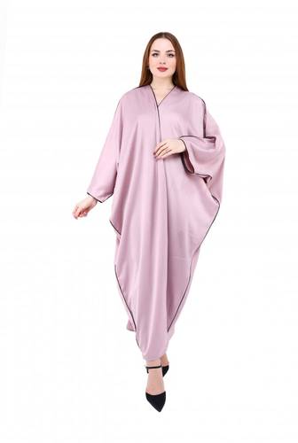 عباية فراشة ملونة