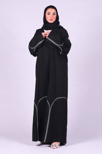 عبايه قيطان ملون الكم مع اسفل العبايه