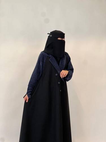 عبايه كتان مع كم وياقه صوف دبل كلوش