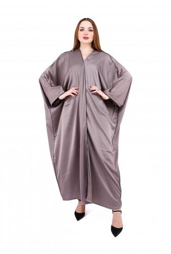 عباية فراشة ملونة