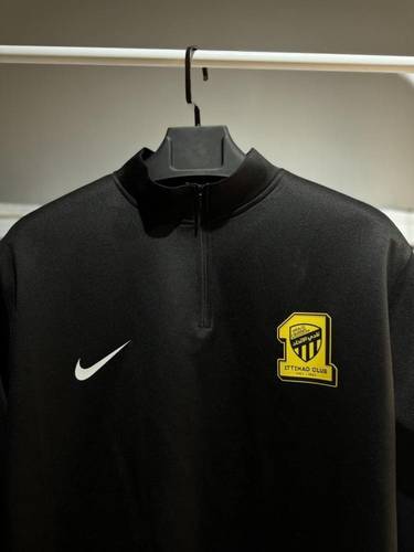 سويتر الاتحاد فتحه اصبع