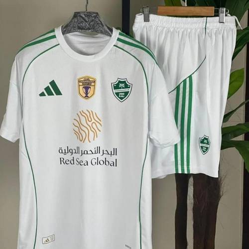 طقم الاهلي الجدبد بشعار 2026