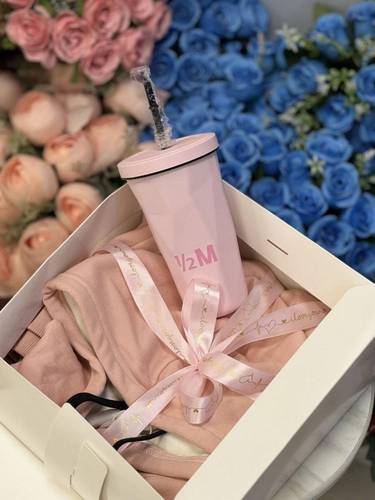 بكج الشتاء بلوفر مع مق – لمسة دفا واهتمام