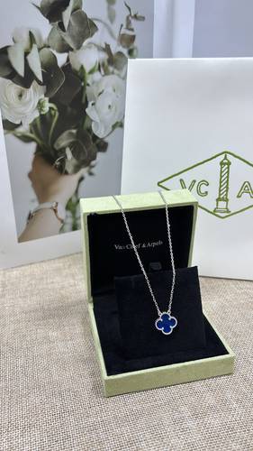 سلسال فان كليف ماستر