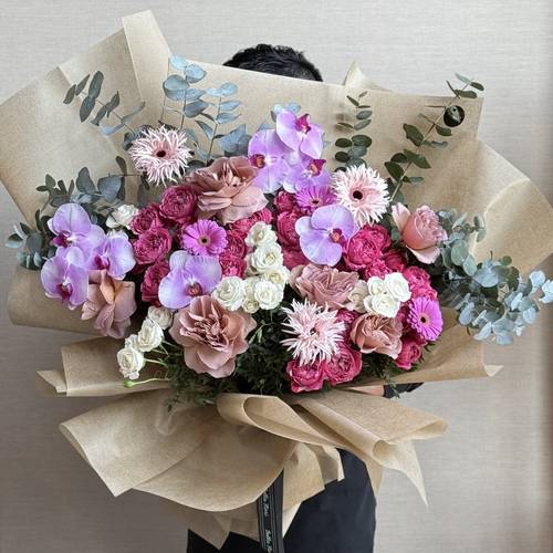 باقة ورد طبيعي