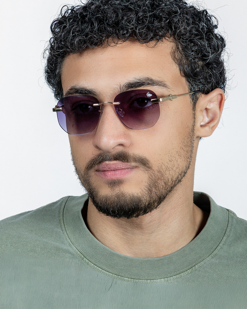 Etienne Smoke | Gold