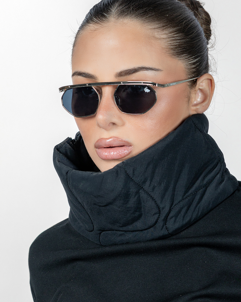 Yacht | Black