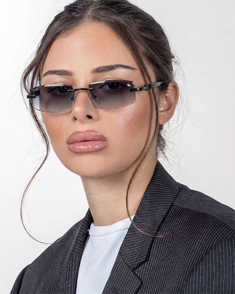 Diamond Cut Mabel Smoke | Stealth