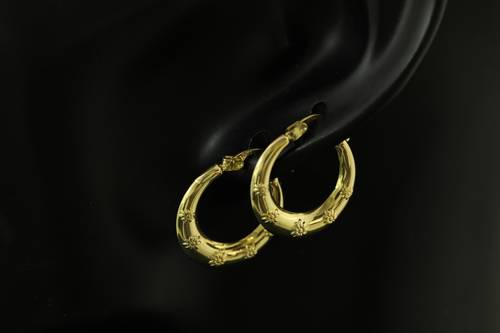 حلق إيطالي ذهب صافي عيار18 الوزن2.07