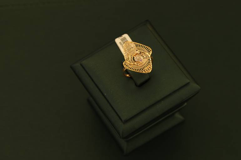 خاتم تصميم الماس عيار21 الوزن 1.97