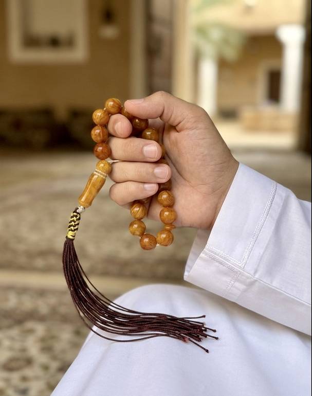 سبحة معجن كهرمان شعر طبيعي - تجزيعات دقيقة وفخامة تراثية أصيلة